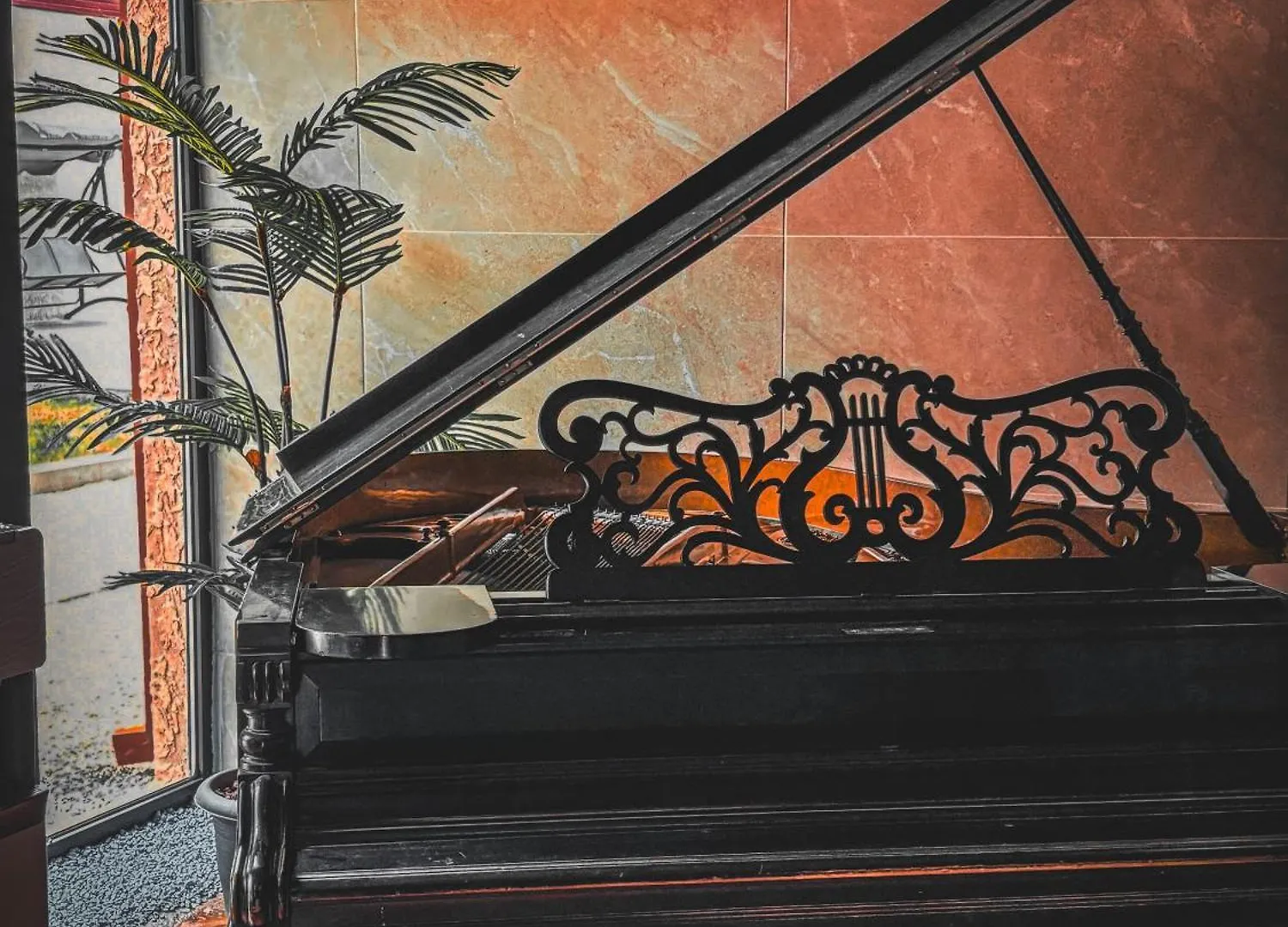 Hotel Crystal Kvareli Τυφλίδα